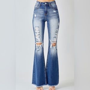 Risen Flare Distressed Jean